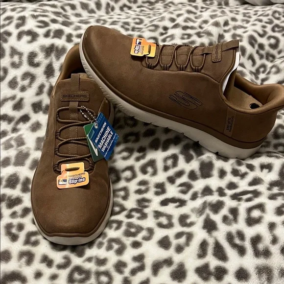 Skechers Men's Brown Slip-Ons - Picture 2 of 3